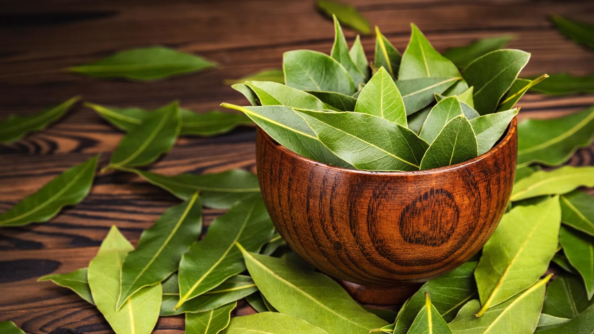 Drvena zdjela kao simbol tradicije i suvremenosti – Upotreba, ljepota i trajnost!