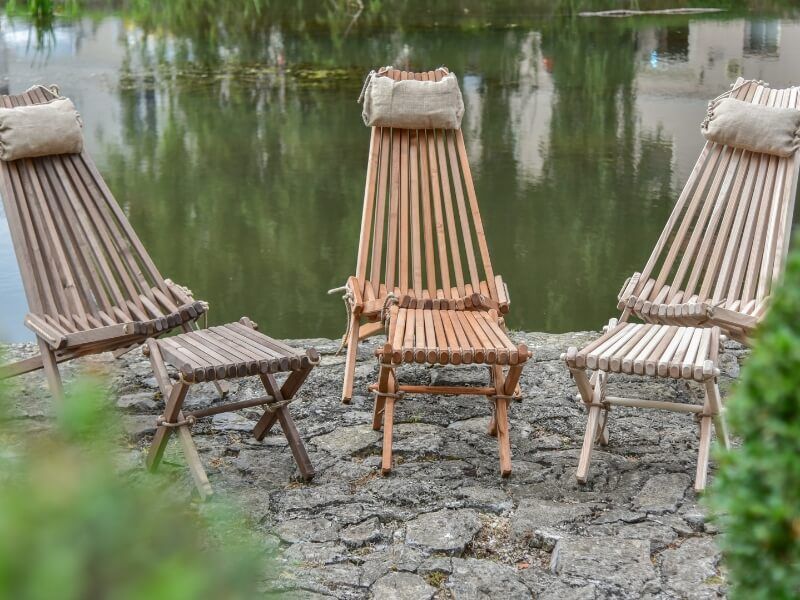 leseni zložljivi ležalniki 